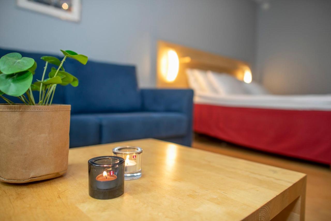 Hotel Uusikuu S:t Michel Exteriör bild